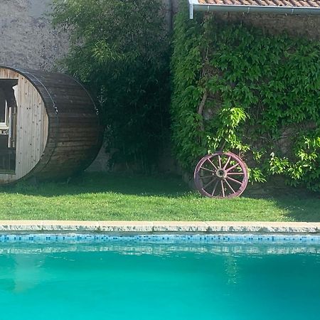 Le Saint-Hilaire Bed and Breakfast Εξωτερικό φωτογραφία