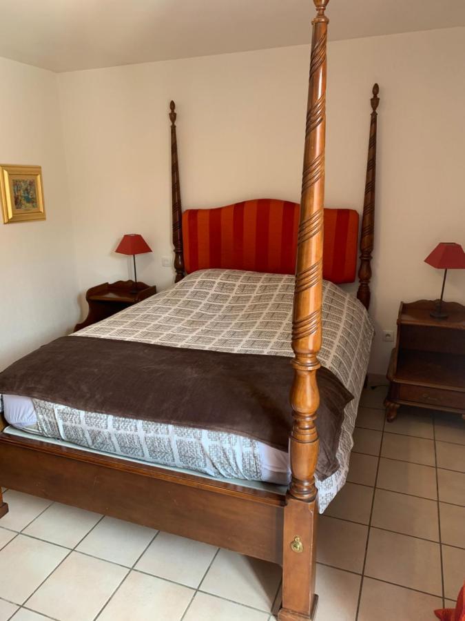 Le Saint-Hilaire Bed and Breakfast Εξωτερικό φωτογραφία
