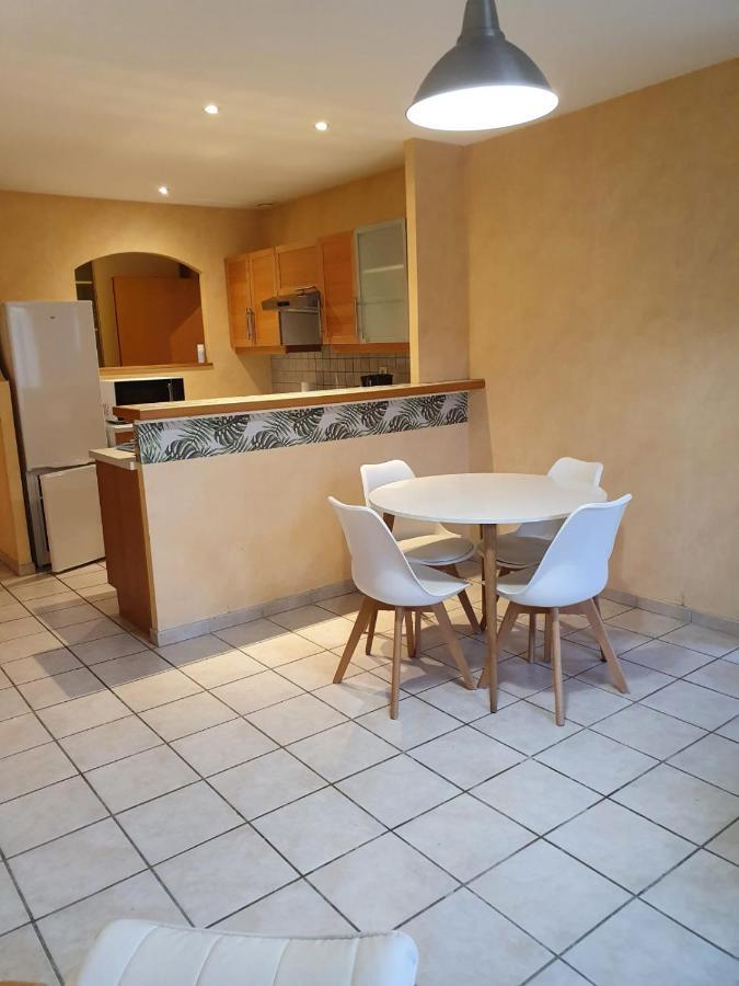 Le Saint-Hilaire Bed and Breakfast Εξωτερικό φωτογραφία